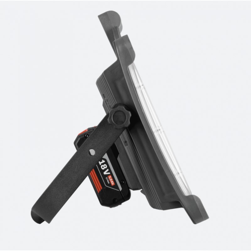 249235 Magnum BATTERY M 4050lm 840IIIkl. (32W) BAT. 18V 2Ah